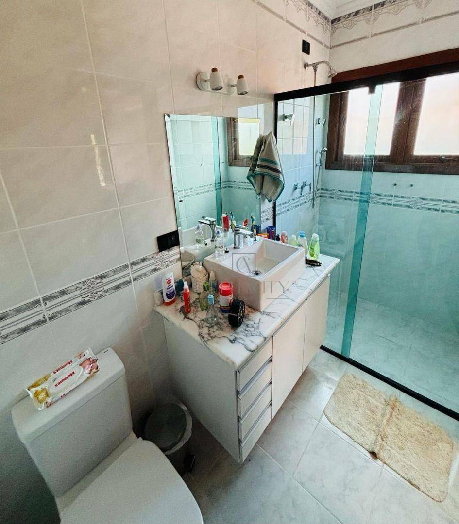 Casa de Condomínio à venda e aluguel com 4 quartos, 520m² - Foto 30