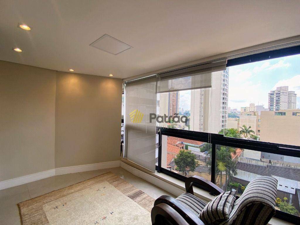 Apartamento à venda com 3 quartos, 200m² - Foto 3