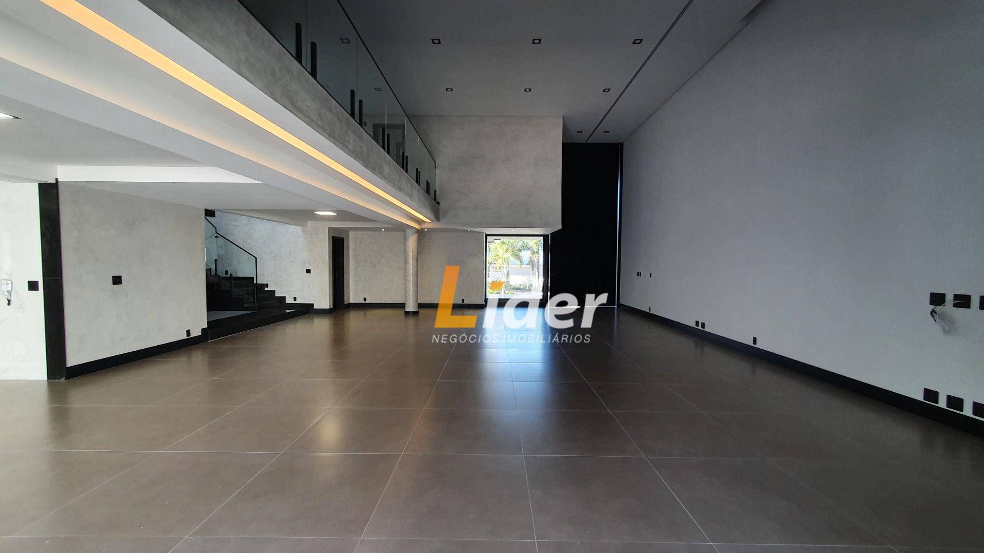 Casa de Condomínio à venda com 4 quartos, 498m² - Foto 3