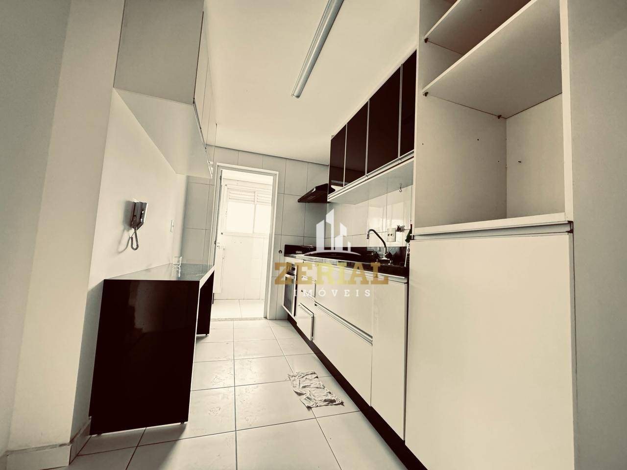 Apartamento à venda com 3 quartos, 93m² - Foto 7