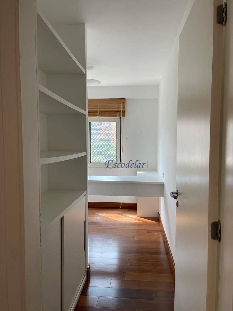 Apartamento à venda com 4 quartos, 198m² - Foto 18