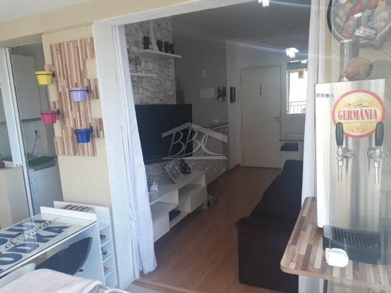 Apartamento à venda com 2 quartos, 62m² - Foto 2