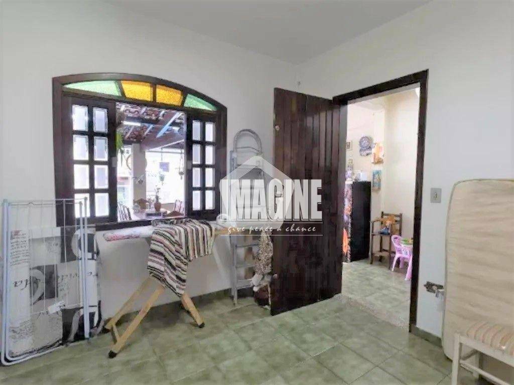 Sobrado à venda com 4 quartos, 250m² - Foto 10