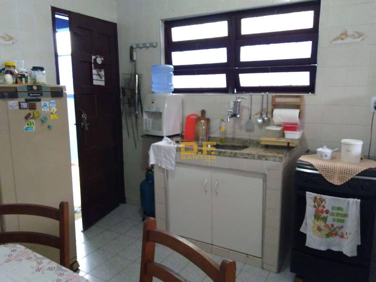 Casa à venda com 2 quartos, 1m² - Foto 12