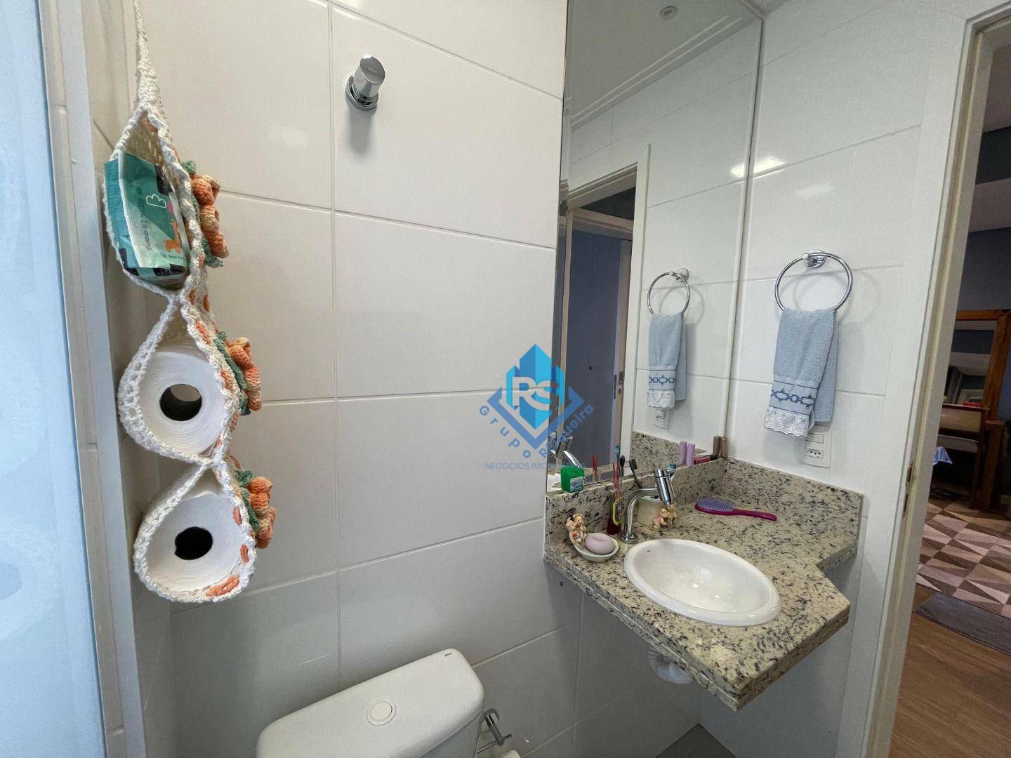 Apartamento à venda com 2 quartos, 70m² - Foto 28