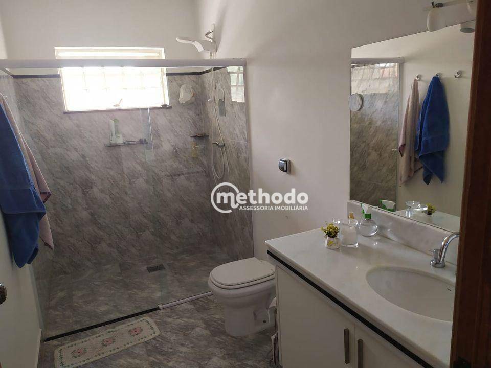 Casa à venda com 3 quartos, 227m² - Foto 12