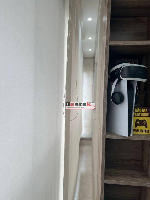 Apartamento à venda com 3 quartos, 94m² - Foto 20