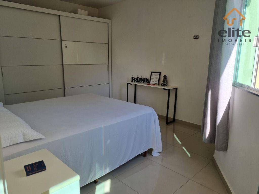 Casa à venda com 3 quartos, 328m² - Foto 8