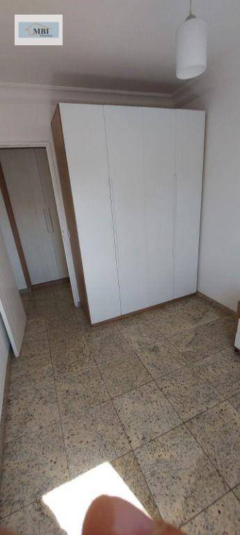 Apartamento à venda com 3 quartos, 70m² - Foto 8