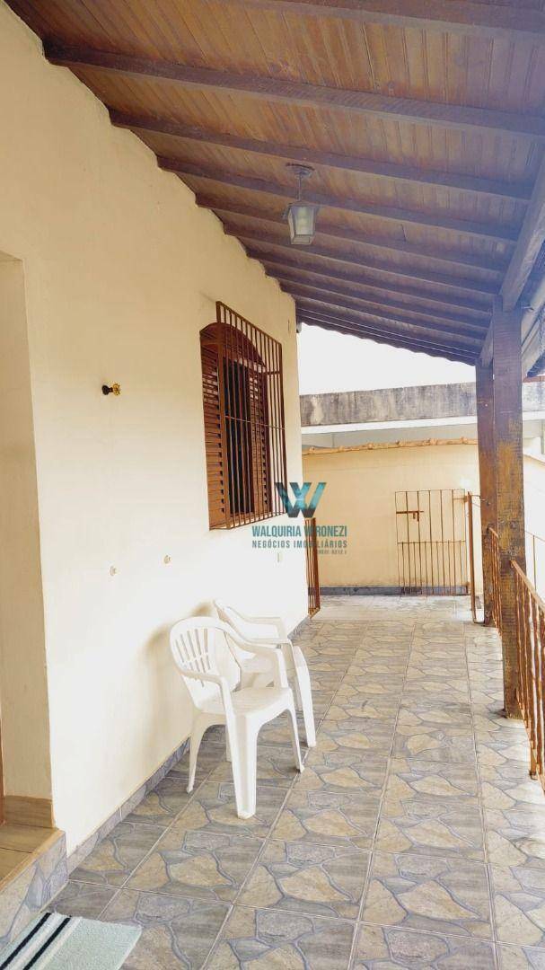 Casa à venda com 3 quartos, 197m² - Foto 15