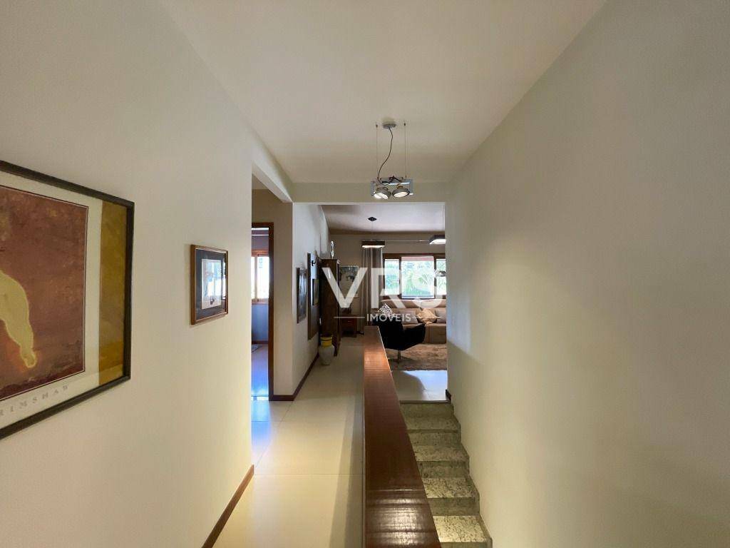 Casa de Condomínio à venda com 4 quartos, 250m² - Foto 22