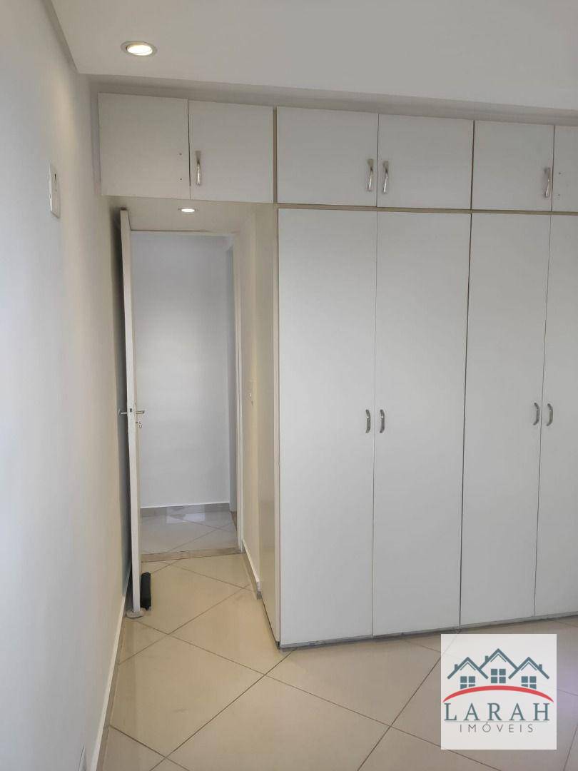 Apartamento à venda com 2 quartos, 67m² - Foto 7