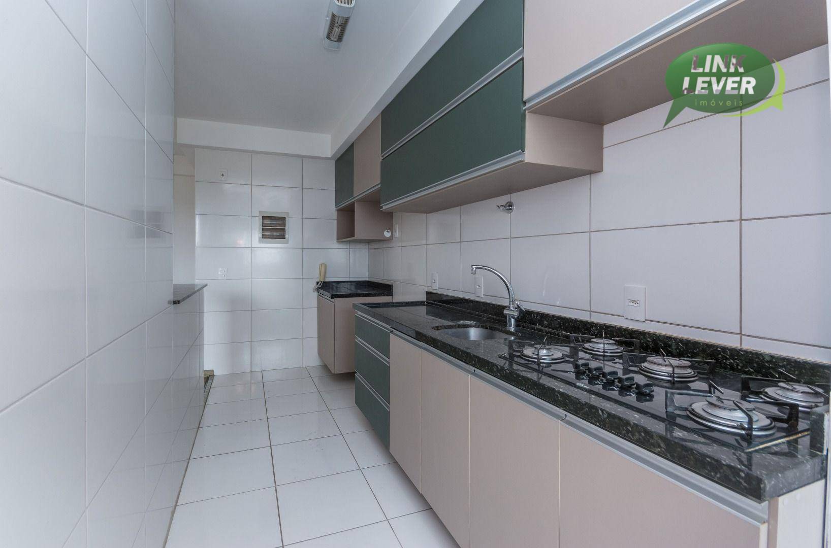 Apartamento para alugar com 2 quartos, 65m² - Foto 31