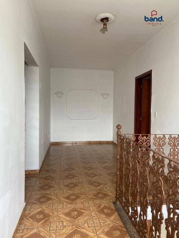 Casa à venda com 3 quartos, 200m² - Foto 12