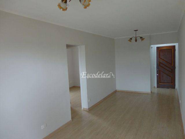 Apartamento à venda com 3 quartos, 70m² - Foto 2