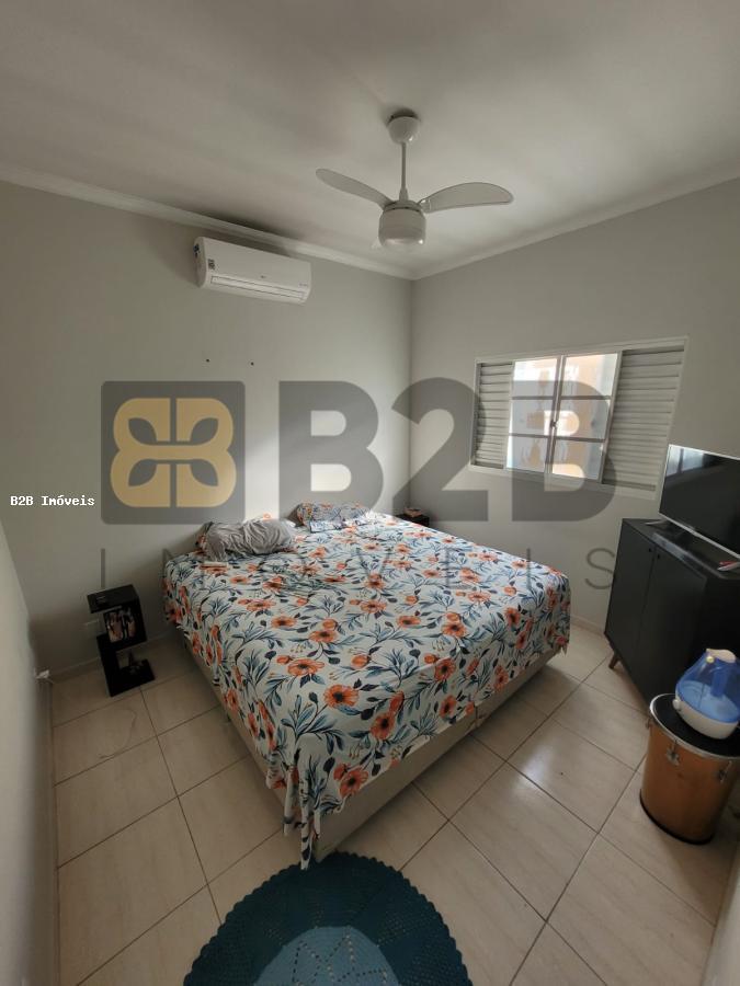 Casa à venda com 2 quartos, 100m² - Foto 6