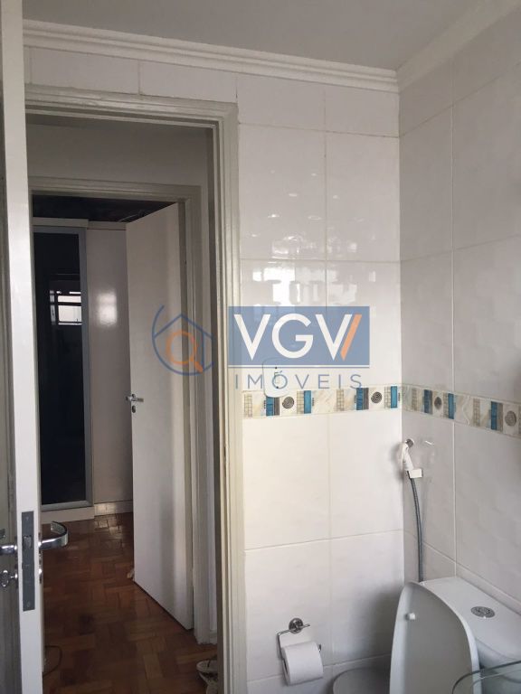 Apartamento à venda com 2 quartos, 62m² - Foto 13