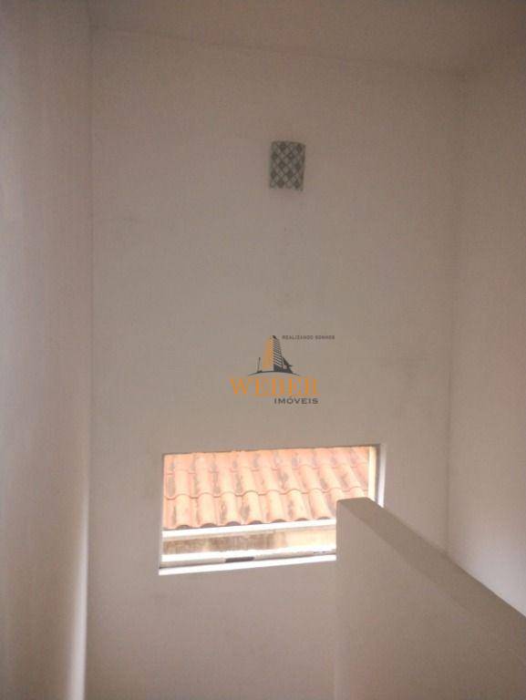 Sobrado à venda com 2 quartos, 120m² - Foto 17