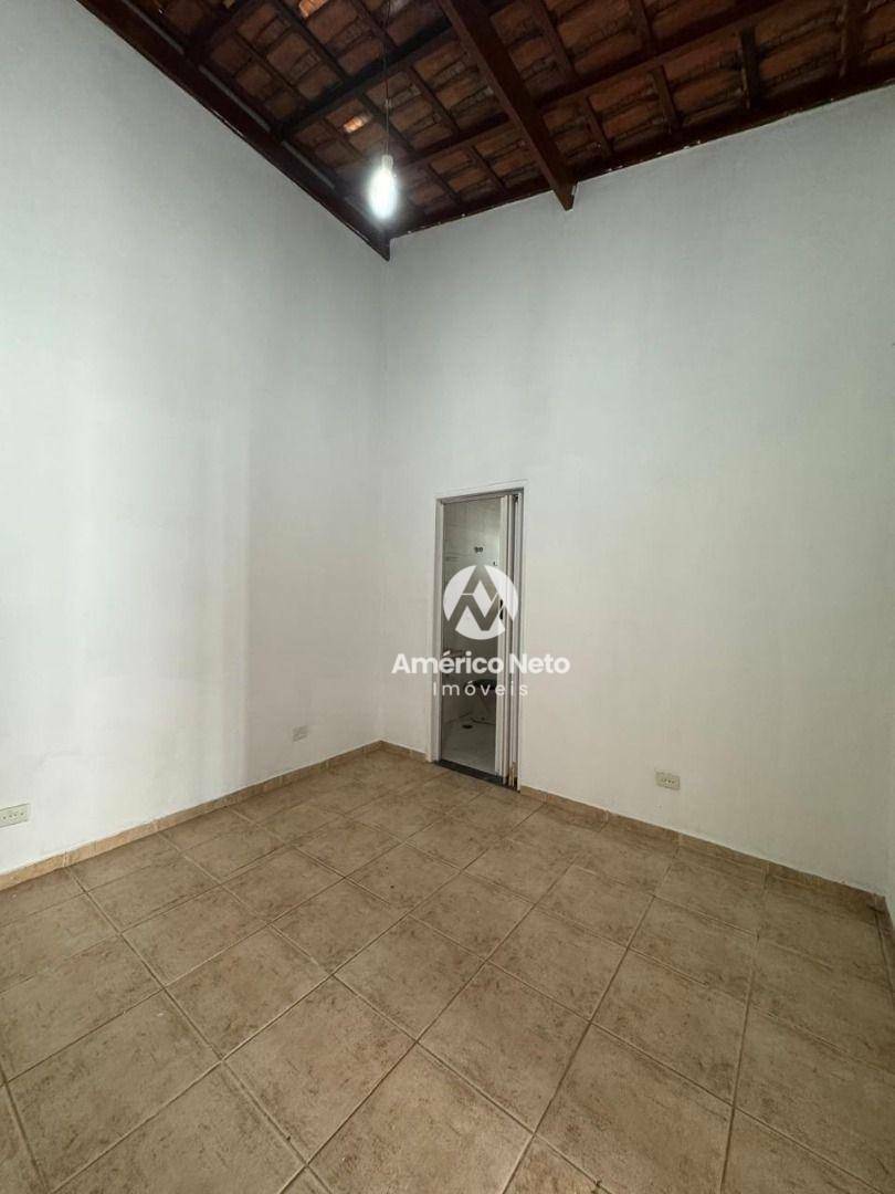 Casa para alugar com 2 quartos, 160m² - Foto 7