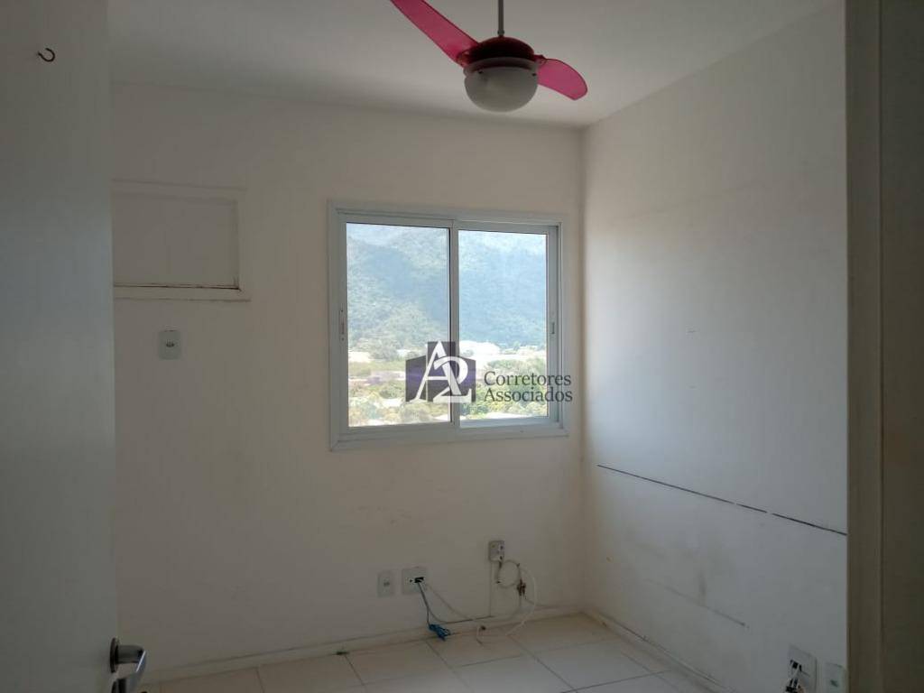 Apartamento à venda com 2 quartos, 58m² - Foto 18