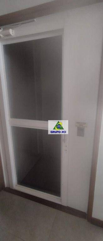 Casa de Condomínio à venda com 3 quartos, 221m² - Foto 11