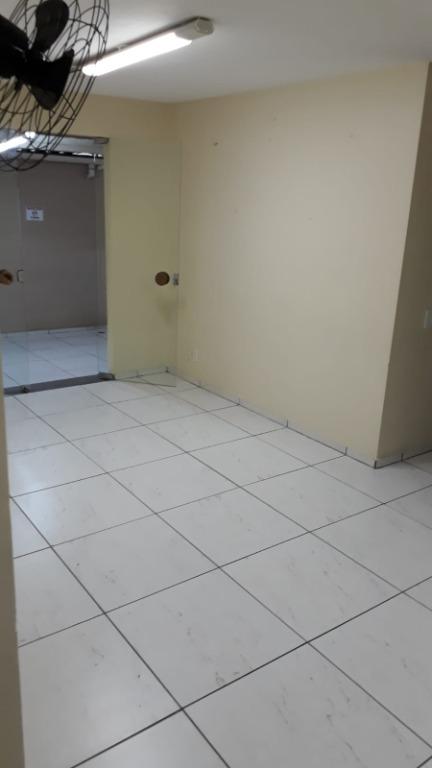 Apartamento à venda com 2 quartos, 64m² - Foto 38