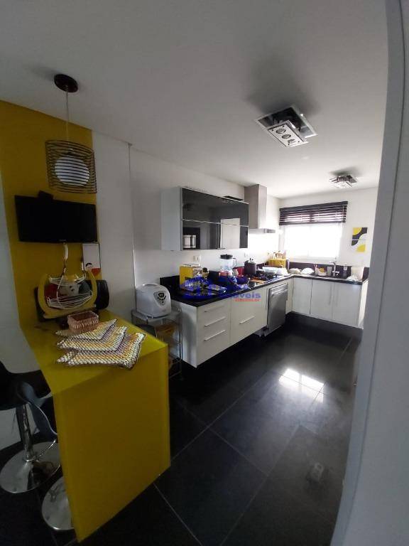 Apartamento à venda com 3 quartos, 184m² - Foto 10