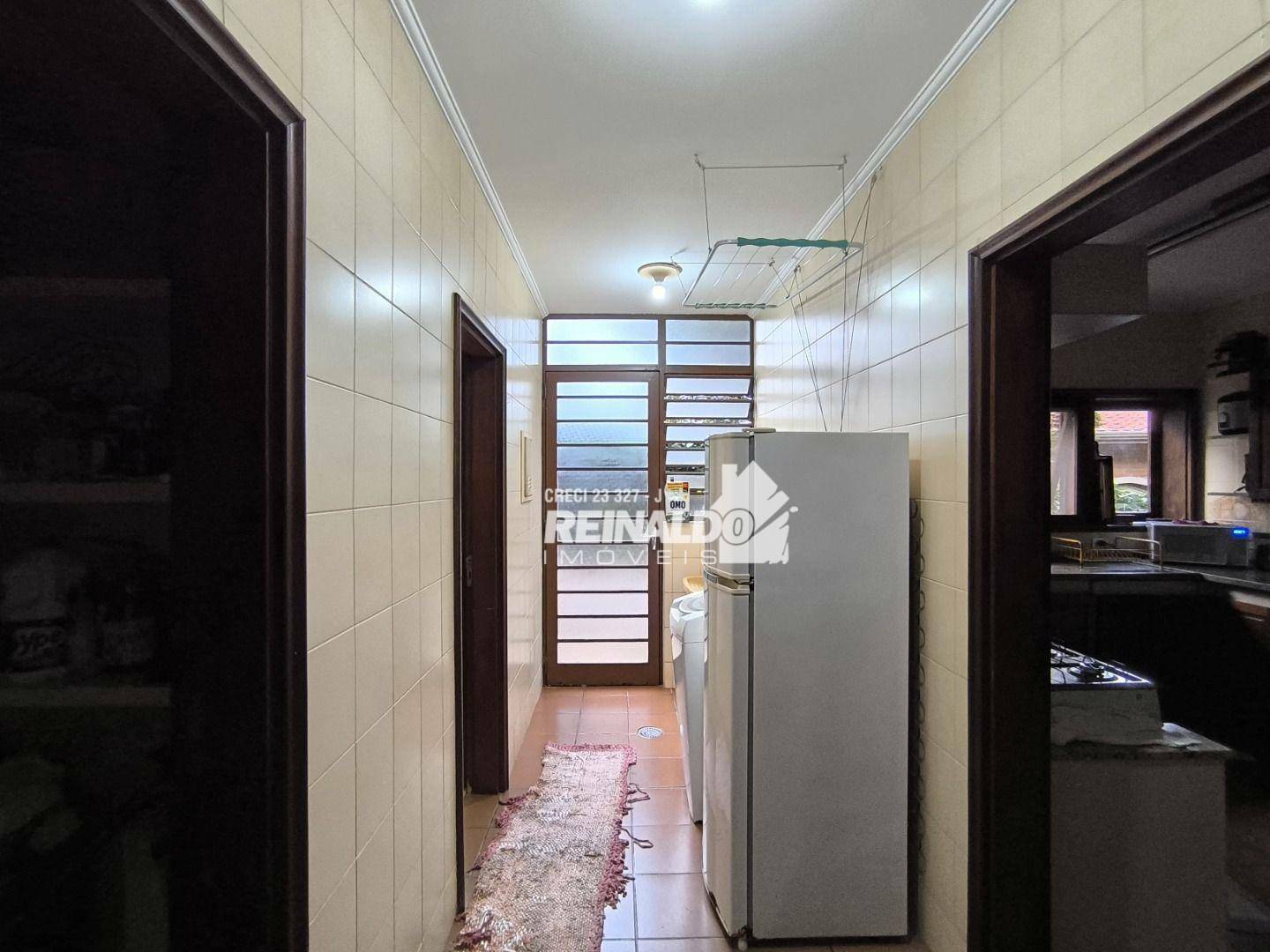 Casa de Condomínio à venda com 3 quartos, 440m² - Foto 16