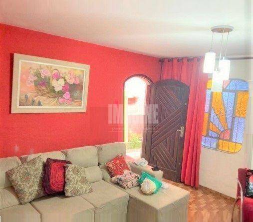 Sobrado à venda com 3 quartos, 100m² - Foto 1