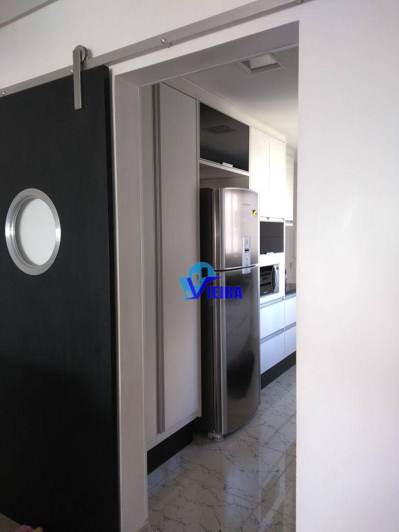 Apartamento à venda com 3 quartos, 127m² - Foto 32