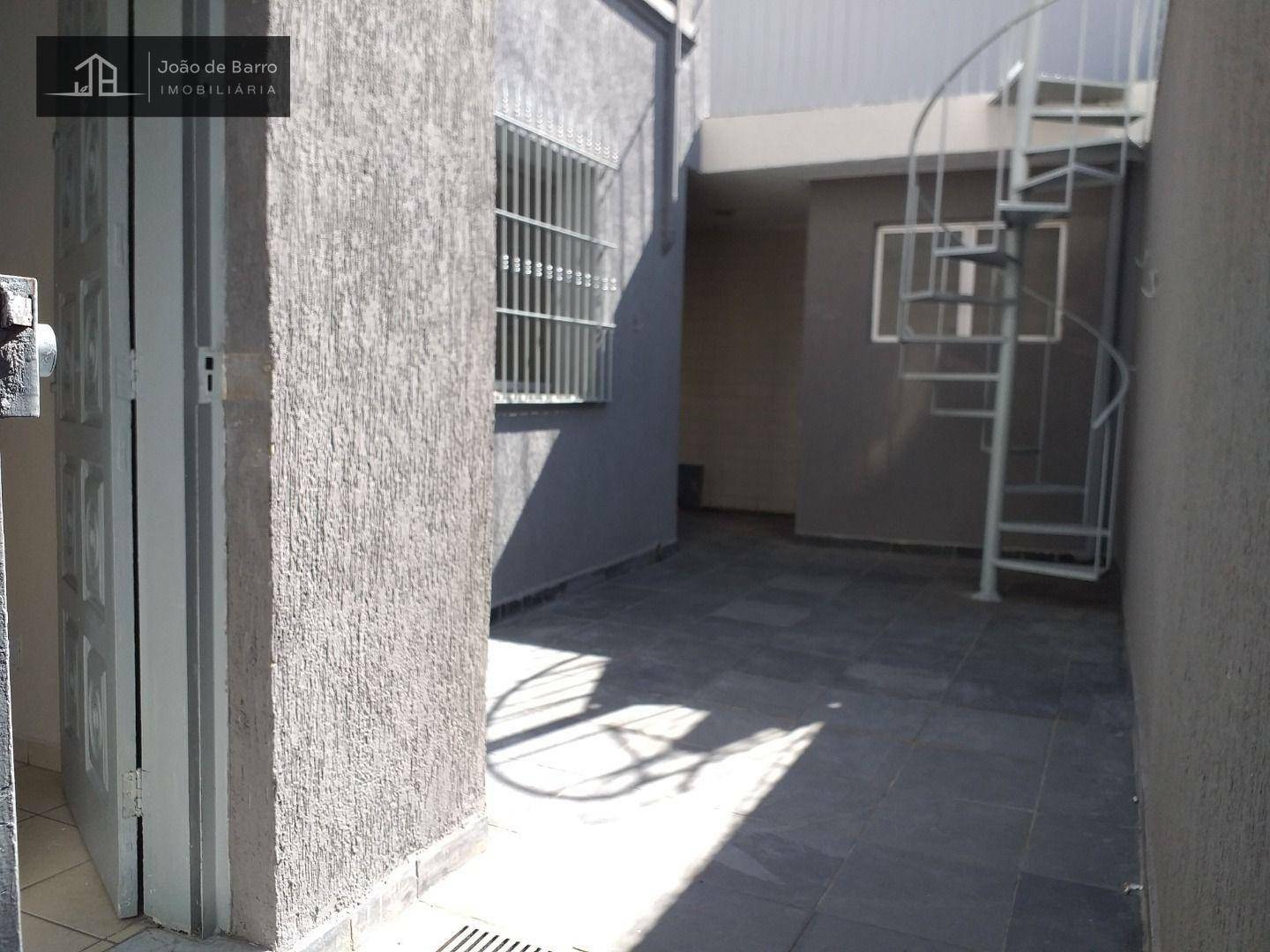 Sobrado à venda com 3 quartos, 200m² - Foto 16