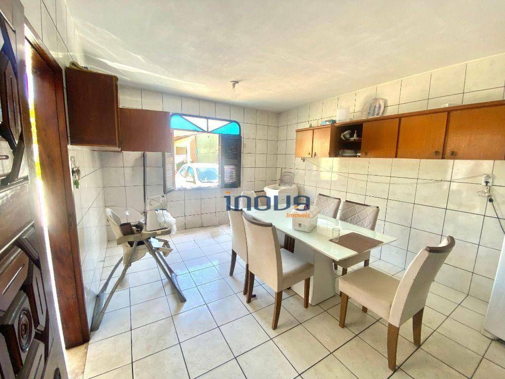 Casa à venda com 8 quartos, 660m² - Foto 23