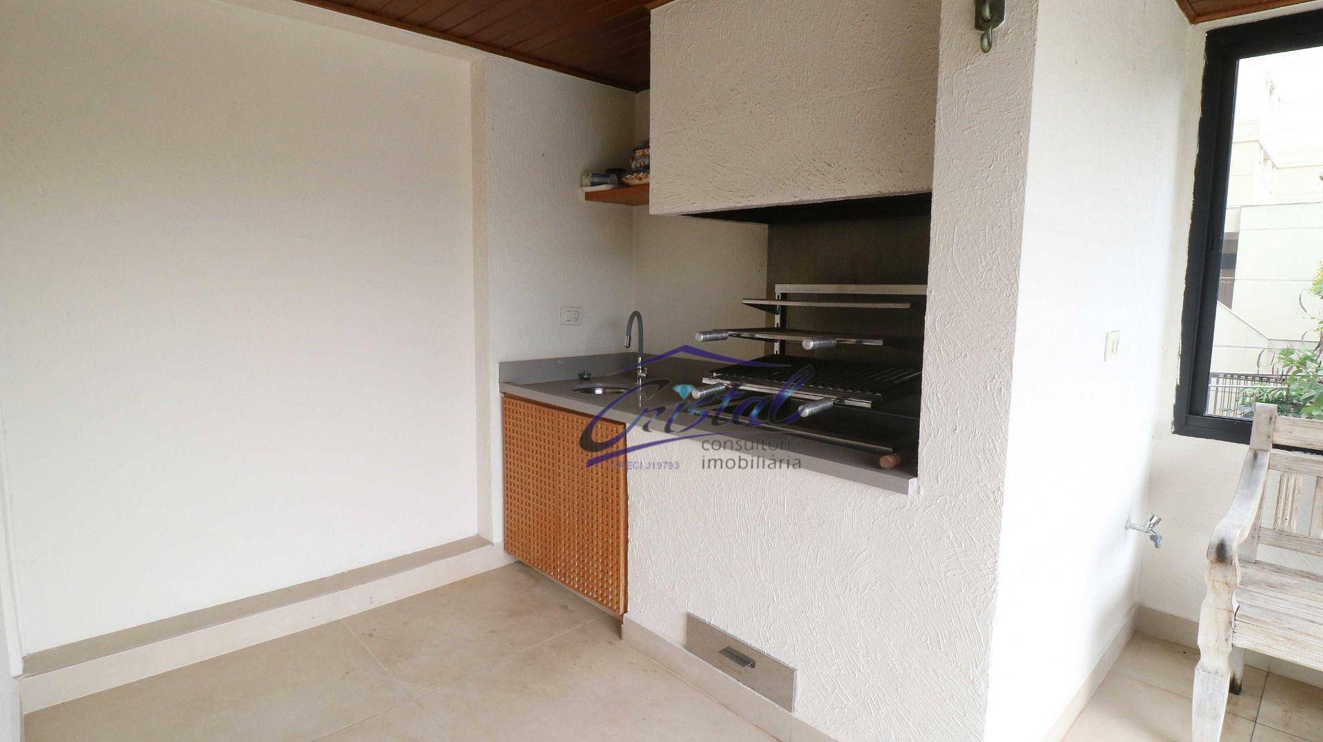 Apartamento à venda com 4 quartos, 234m² - Foto 17