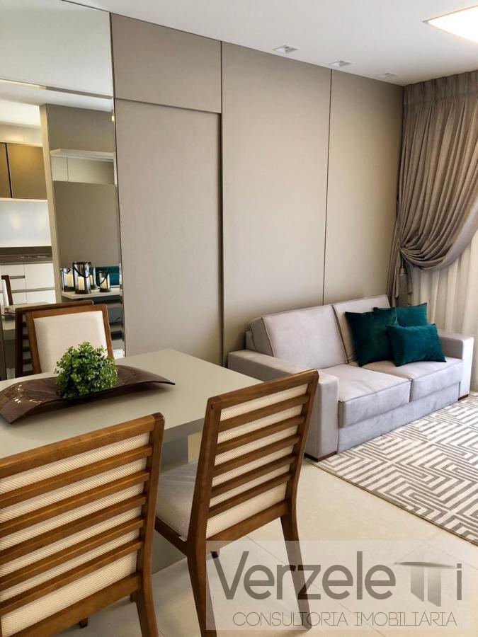 Apartamento à venda com 2 quartos, 87m² - Foto 6