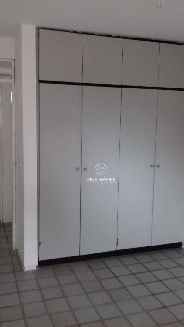 Apartamento para alugar com 3 quartos, 145m² - Foto 16