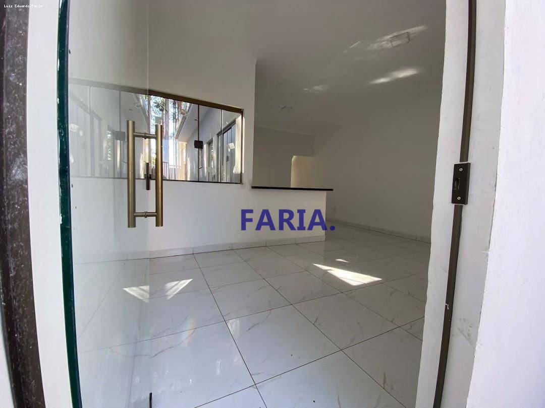 Casa à venda com 2 quartos, 60m² - Foto 3