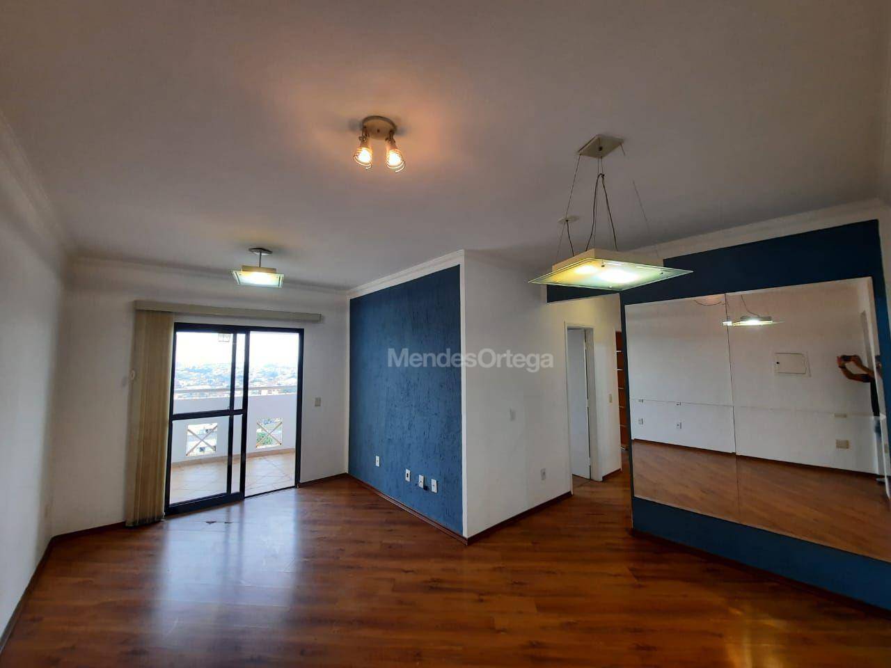 Apartamento à venda com 3 quartos, 113m² - Foto 3