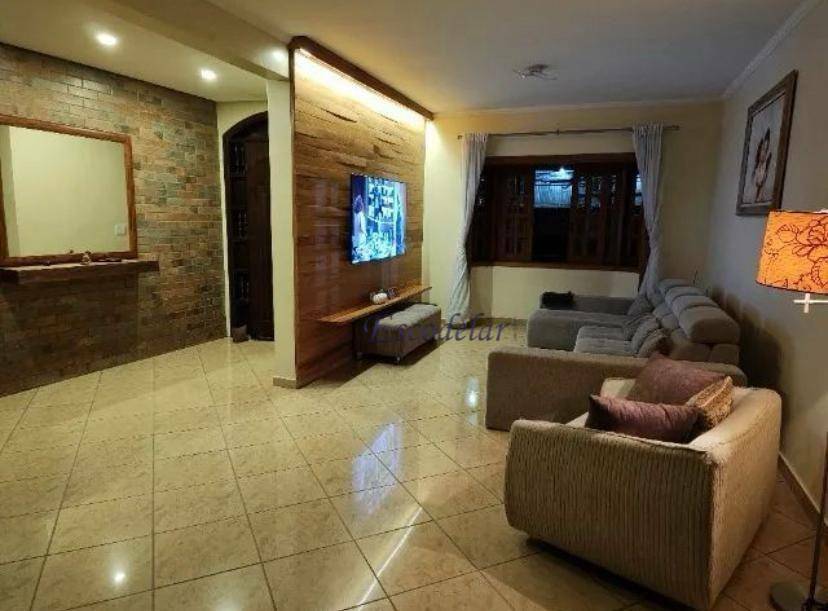 Sobrado à venda com 3 quartos, 340m² - Foto 1