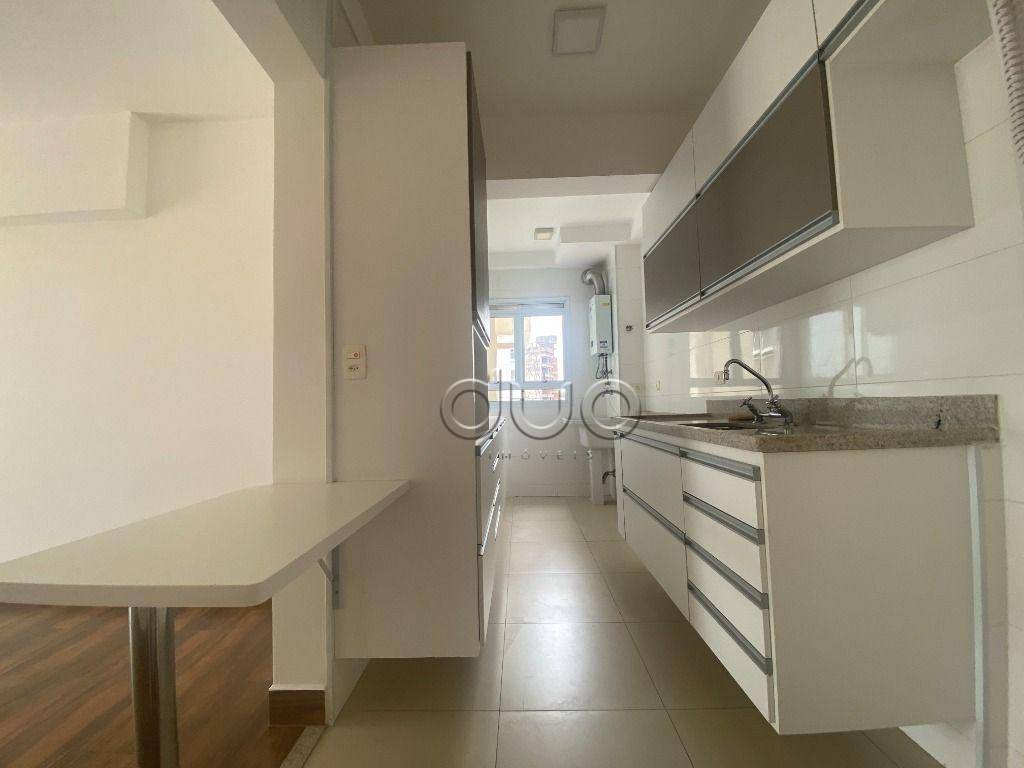 Apartamento à venda com 3 quartos, 79m² - Foto 3