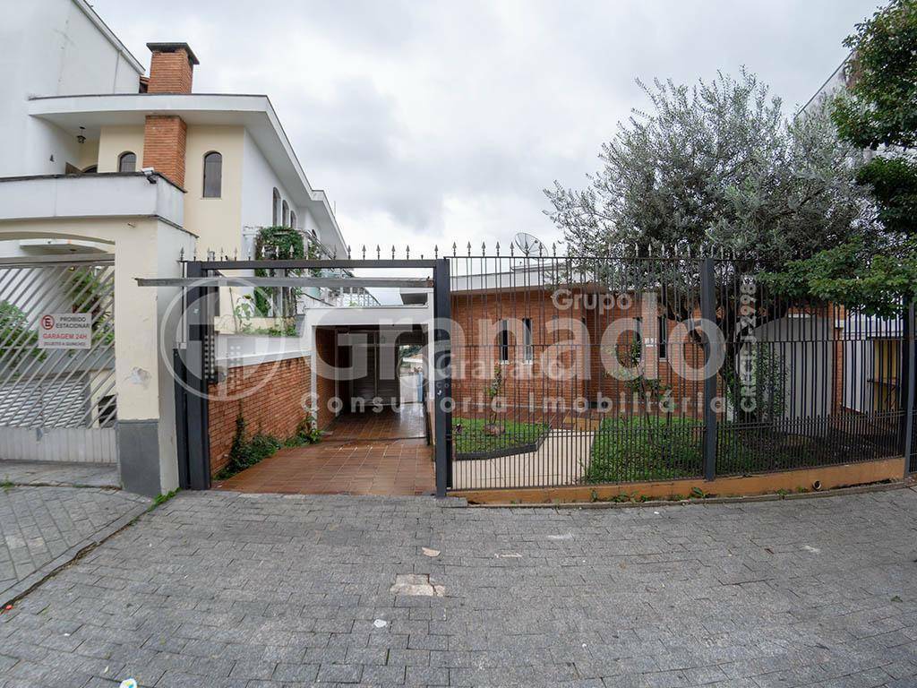 Casa à venda com 4 quartos, 400m² - Foto 1