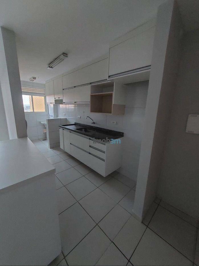 Apartamento para alugar com 3 quartos, 69m² - Foto 5