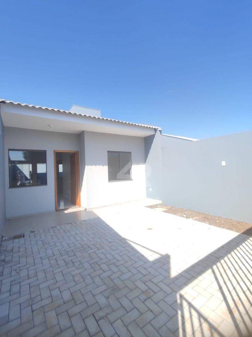 Casa à venda com 2 quartos, 54m² - Foto 2