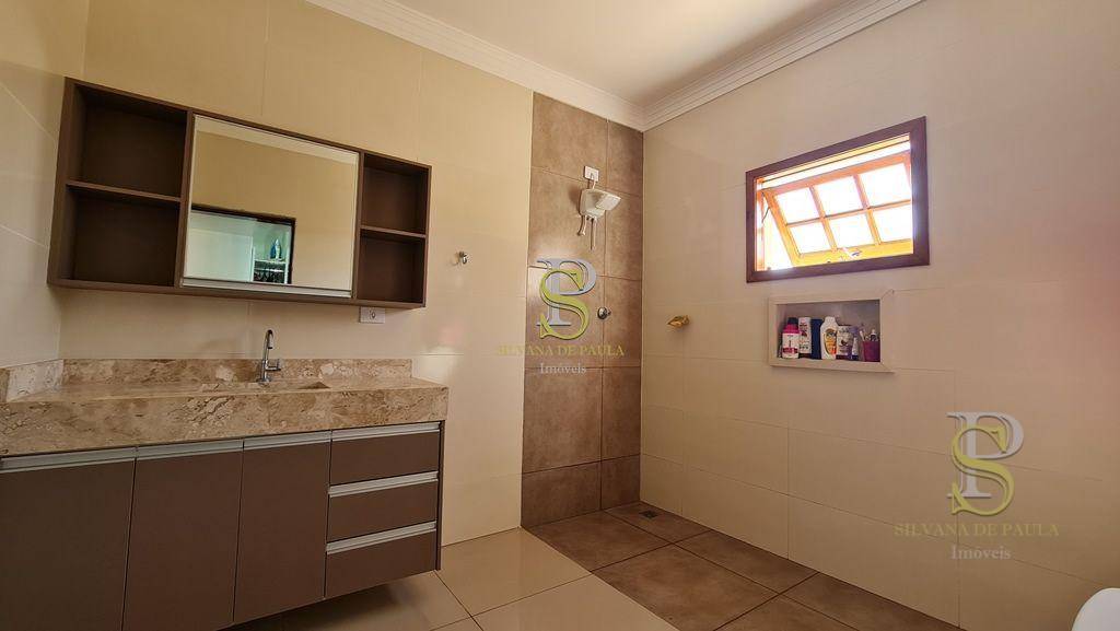 Chácara à venda com 3 quartos, 270m² - Foto 25