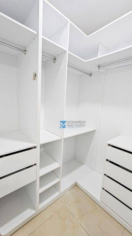 Apartamento à venda com 3 quartos, 94m² - Foto 10