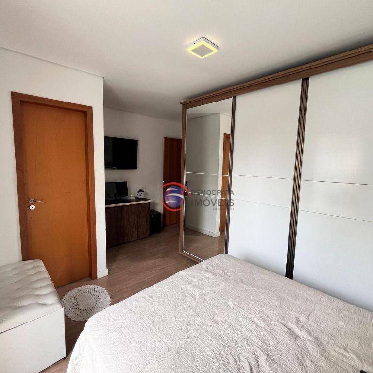 Apartamento à venda com 3 quartos, 85m² - Foto 4