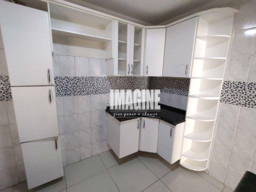 Sobrado à venda com 2 quartos, 85m² - Foto 5