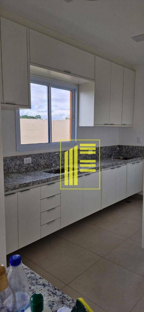 Casa de Condomínio para alugar com 2 quartos, 105m² - Foto 9