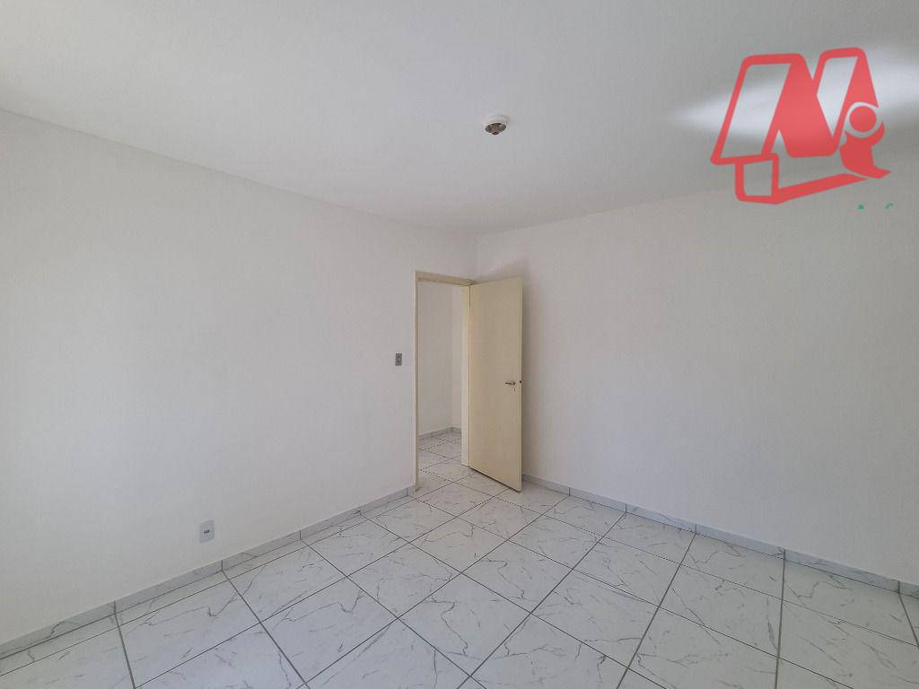 Apartamento para alugar com 2 quartos, 80m² - Foto 23