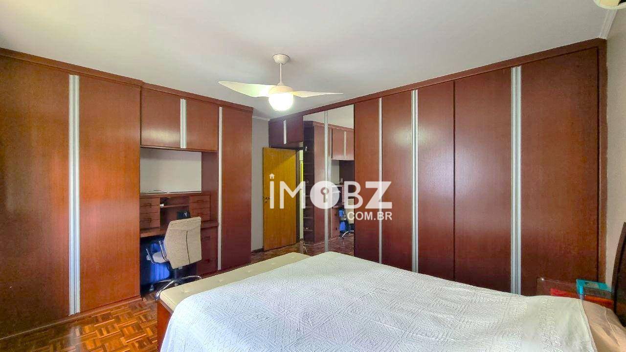 Casa à venda com 3 quartos, 272m² - Foto 17