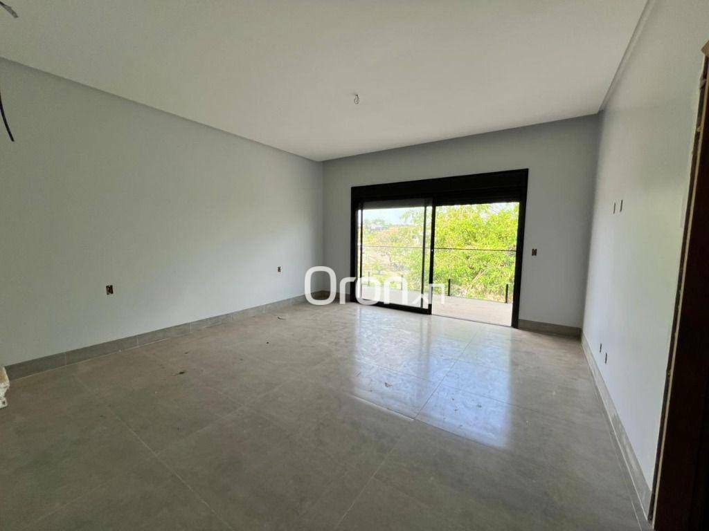 Sobrado à venda com 4 quartos, 319m² - Foto 14